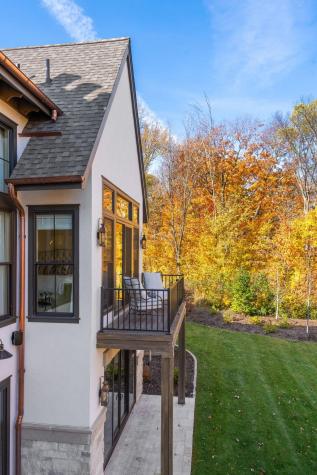 4972 Bridgevine Way Independence MN 55359