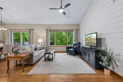1539 Stonewood Lane Eagan MN 55122