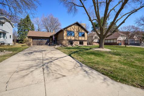 11230 48TH Avenue N Plymouth MN 55442