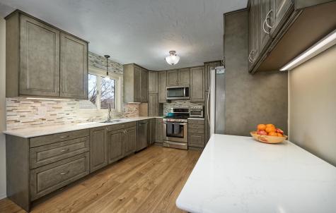 11230 48th Avenue N Plymouth MN 55442