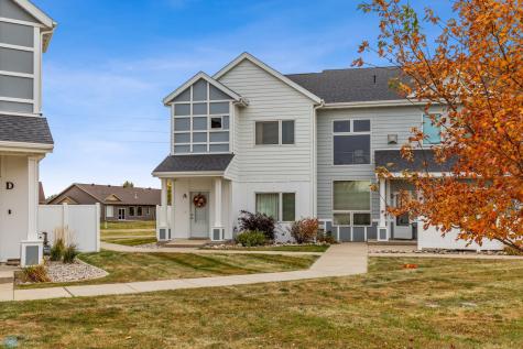 4394 46th Avenue S Fargo ND 58104