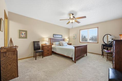 3250 40 Avenue S Fargo ND 58104