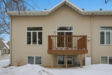 3250 40 Avenue S Fargo ND 58104