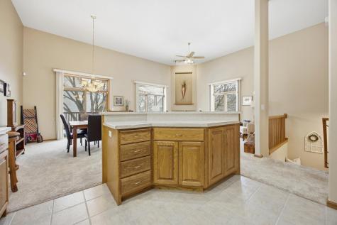 3250 40 Avenue S Fargo ND 58104