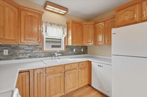 216 N 38th Avenue W Duluth MN 55807