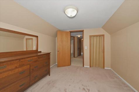 216 N 38th Avenue W Duluth MN 55807
