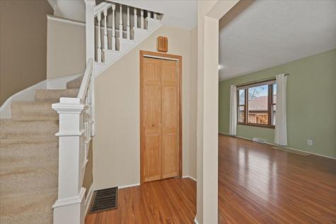 216 N 38th Avenue W Duluth MN 55807