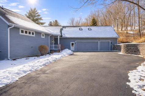 4691 Lakeview Drive Cushing MN 56443