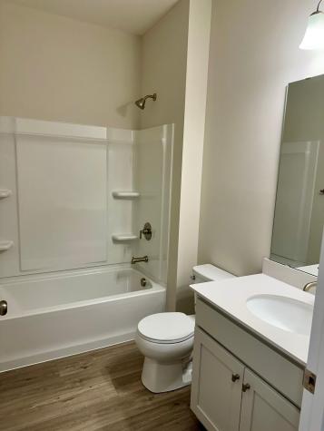 20050 Glarus Lane Lakeville MN 55044