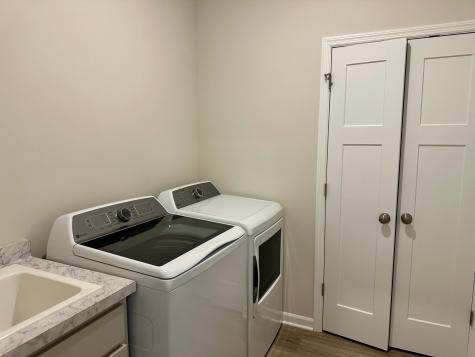 20050 Glarus Lane Lakeville MN 55044