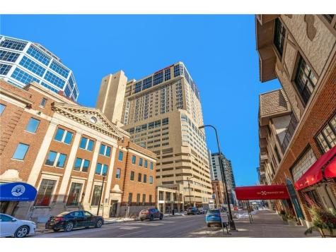 431X S 7th Street Minneapolis MN 55415