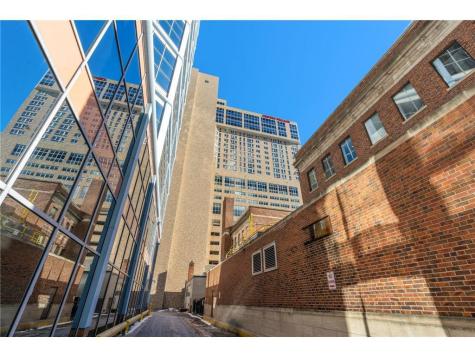 431X S 7th Street Minneapolis MN 55415