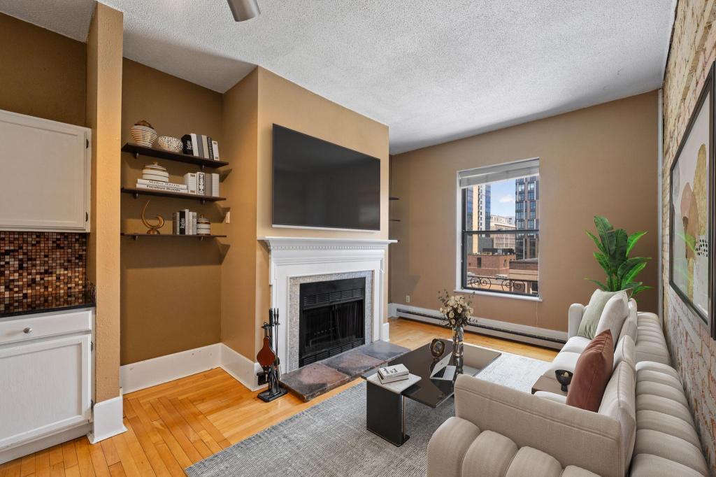 609 S 9th Street Minneapolis MN 55404