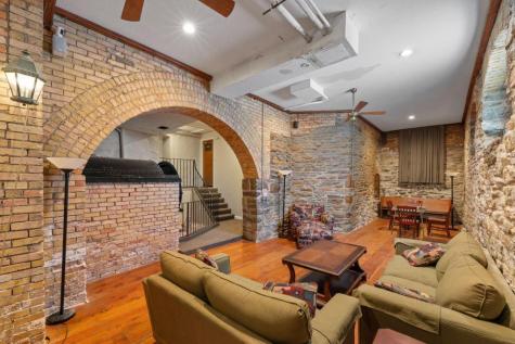 609 S 9th Street Minneapolis MN 55404