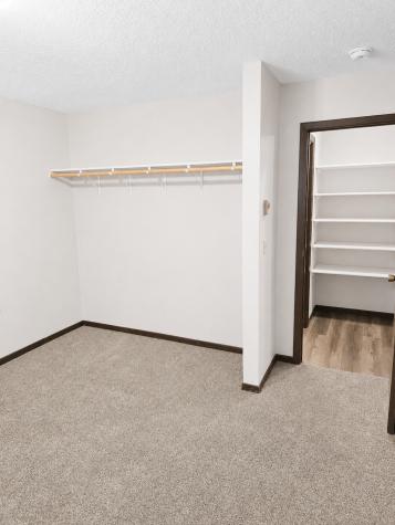808 Hills Avenue Jackson MN 56143