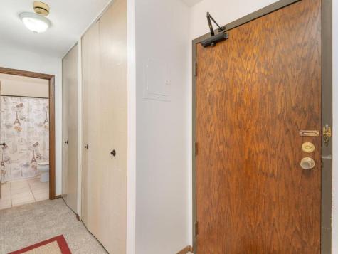 4101 Parklawn Avenue Edina MN 55435