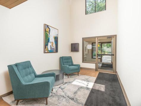 4101 Parklawn Avenue Edina MN 55435
