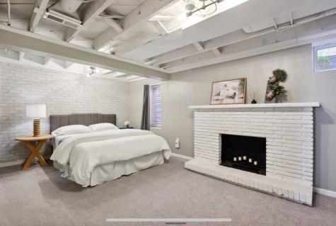 2926 Bay Street Wayzata MN 55391
