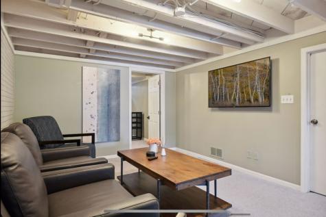 2926 Bay Street Wayzata MN 55391