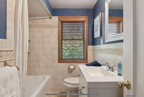 2926 Bay Street Wayzata MN 55391
