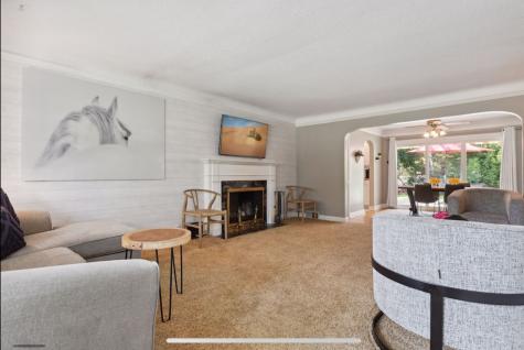 2926 Bay Street Wayzata MN 55391