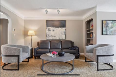 2926 Bay Street Wayzata MN 55391