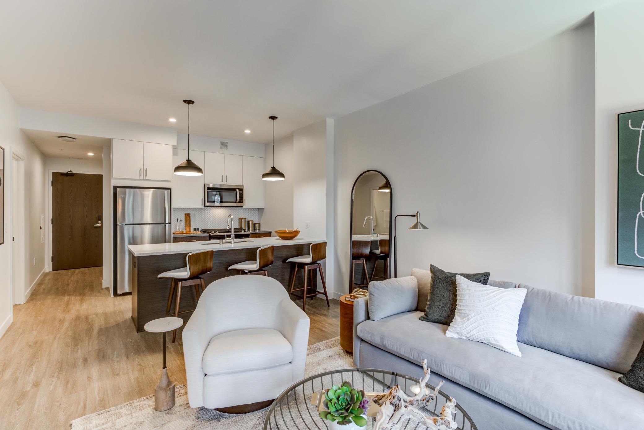 270 Hennepin Avenue Minneapolis MN 55401