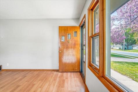 3110 39th Avenue NE Saint Anthony MN 55421