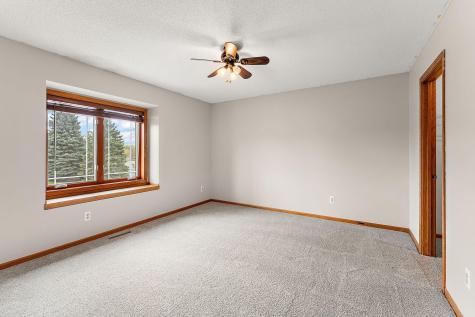 1895 Deer Hills Trail Eagan MN 55122