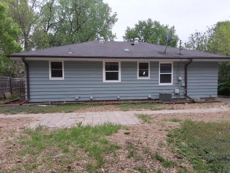 5637 Emerson Avenue N Brooklyn Center MN 55419