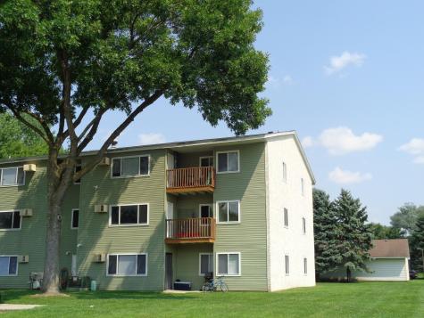 808 E Evergreen Avenue Olivia MN 56277