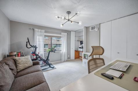 2885 Knox Ave S Minneapolis MN 55408