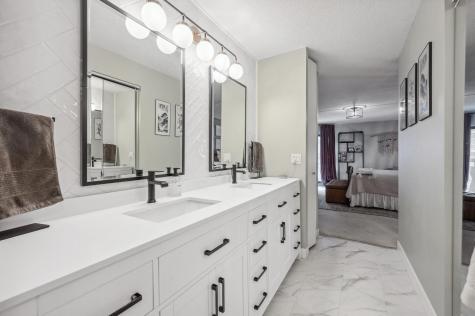 2885 Knox Ave S Minneapolis MN 55408