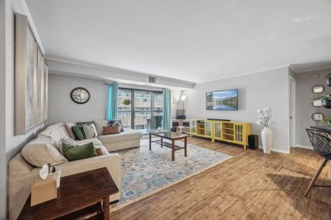 2885 Knox Ave S Minneapolis MN 55408