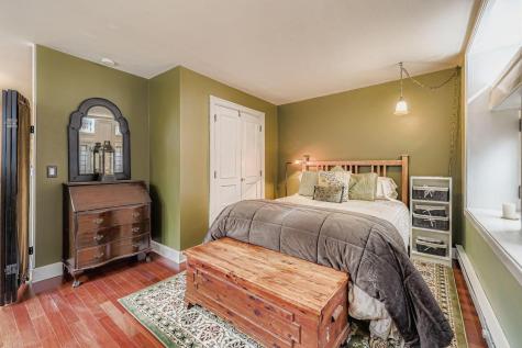 2219 Pillsbury Avenue S Minneapolis MN 55404
