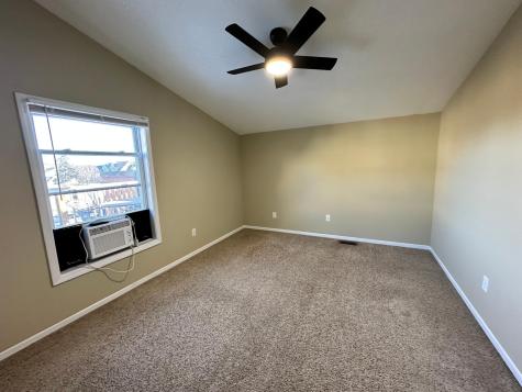 629 Oak Street SE Minneapolis MN 55414