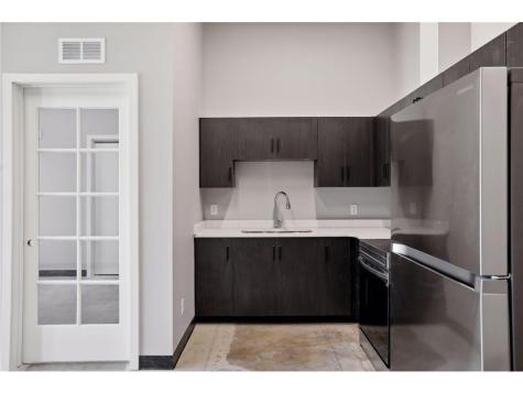 801 SE 9th Street Minneapolis MN 55414