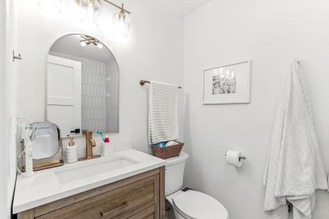 3 Crescent Street Wayzata MN 55391