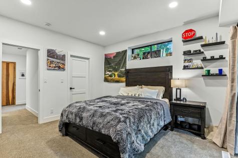 3 Crescent Street Wayzata MN 55391