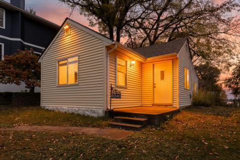 2340 Ives Lane N Plymouth MN 55441