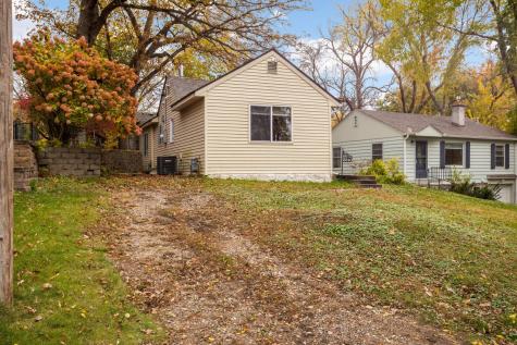 2340 Ives Lane N Plymouth MN 55441