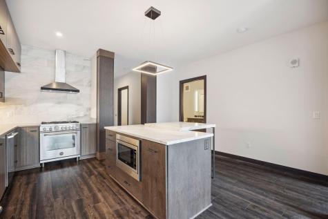 253 Lake Street E Wayzata MN 55391