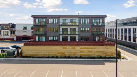 253 Lake Street E Wayzata MN 55391