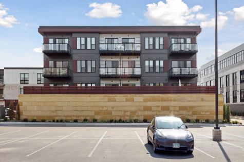 253 Lake Street E Wayzata MN 55391