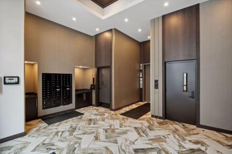 253 Lake Street E Wayzata MN 55391