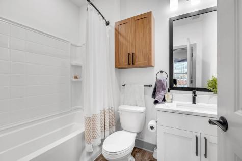 8847 Meridian Way Woodbury MN 55125