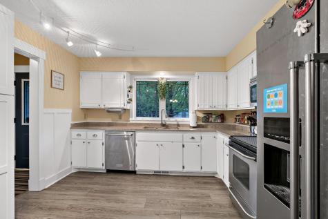 14125 36th Avenue N Plymouth MN 55447