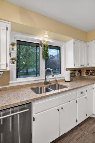 14125 36th Avenue N Plymouth MN 55447