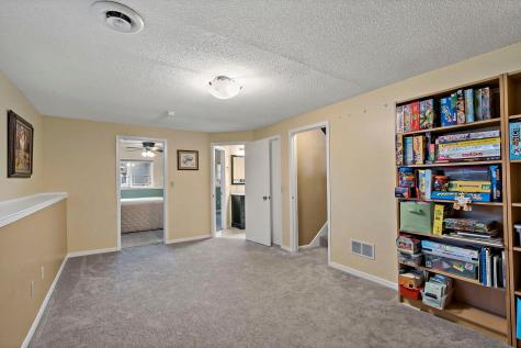 14125 36th Avenue N Plymouth MN 55447