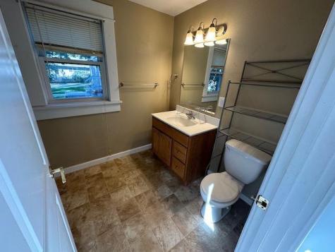 712 3rd Street SW Willmar MN 56201